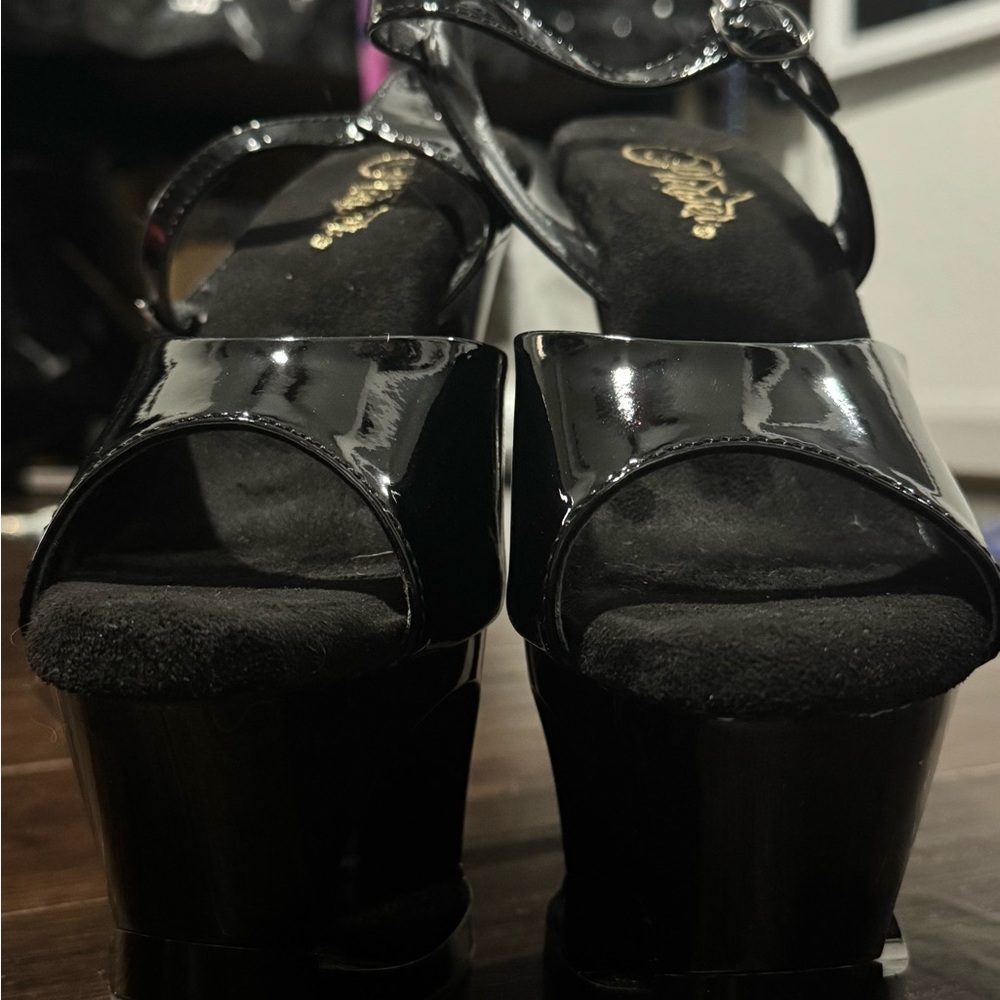 Pleaser Moon-709 skull platform heels black patent size 8 NIB - Picture 9 of 14